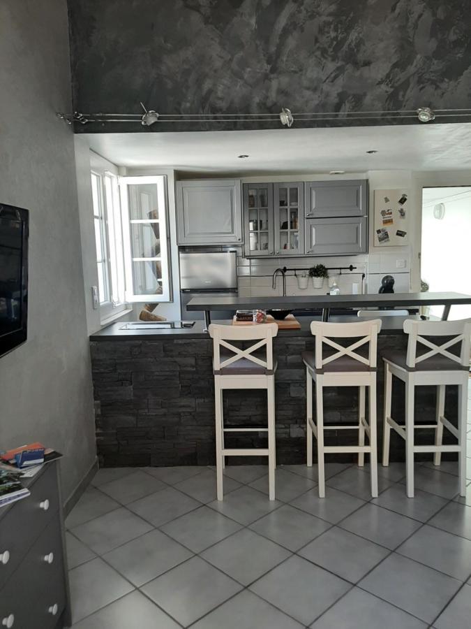 T2 Centre Ville Vue Faron 40M2 En Zone Pietonne 4Eme Etage Toulon Exterior photo